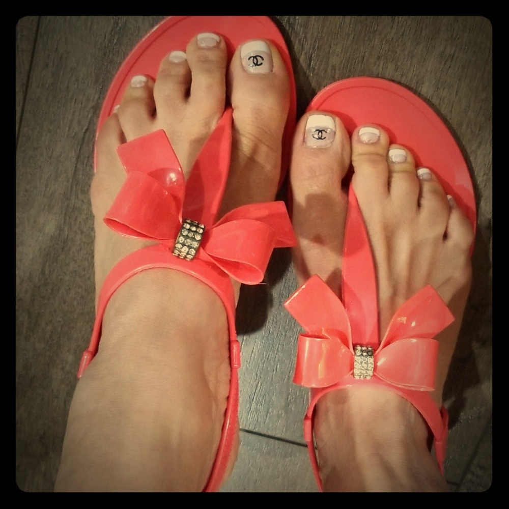 Coral jelly sandles with bling bow